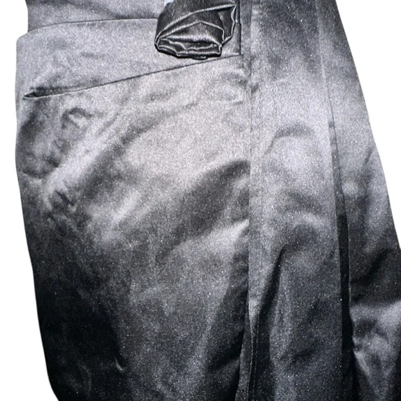 Another Mode Women’s Asymmetrical Mini Skirt Long Side Drape Black Size M NWT - Picture 6 of 13